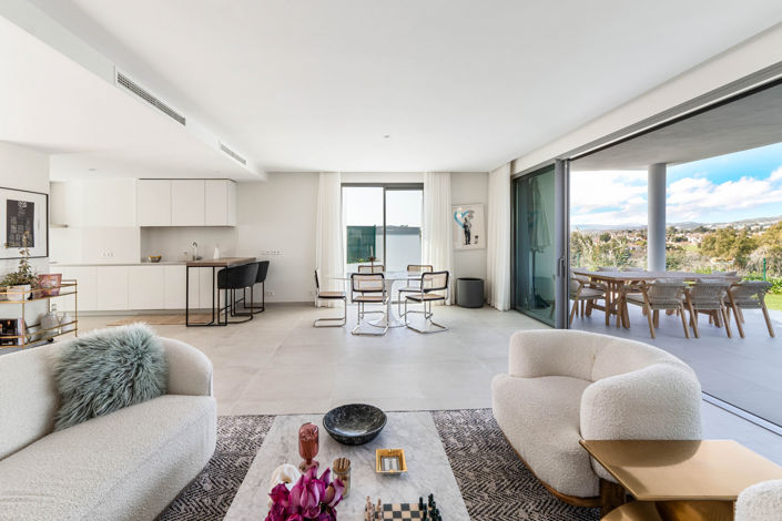 Image No.10-3 Bed Villa for sale