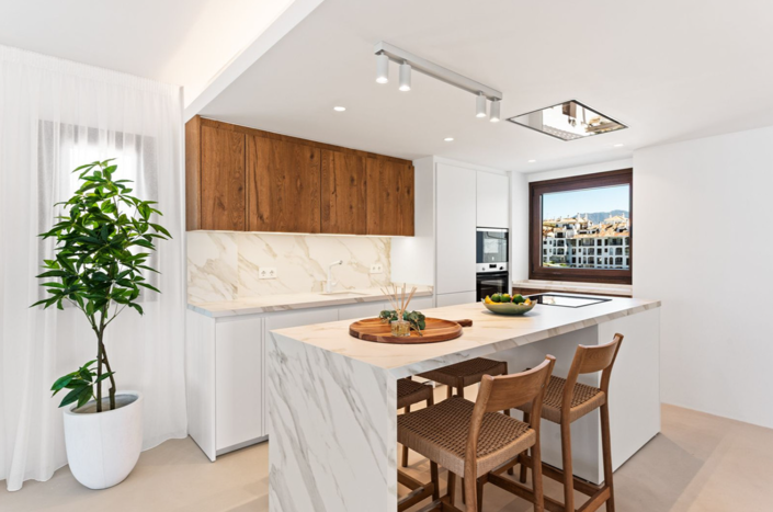 Image No.12-4 Bed Penthouse for sale