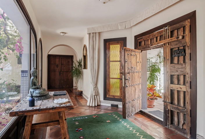 Image No.21-6 Bed Villa for sale