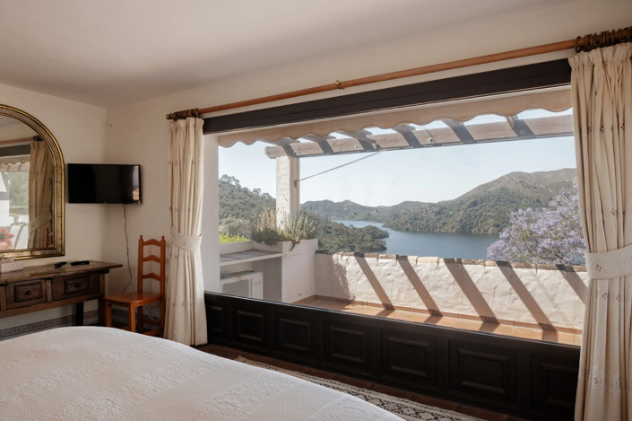 Image No.28-6 Bed Villa for sale