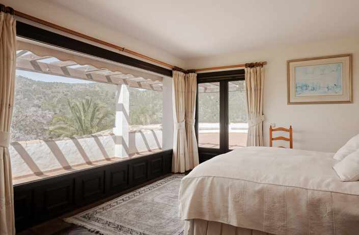 Image No.29-6 Bed Villa for sale