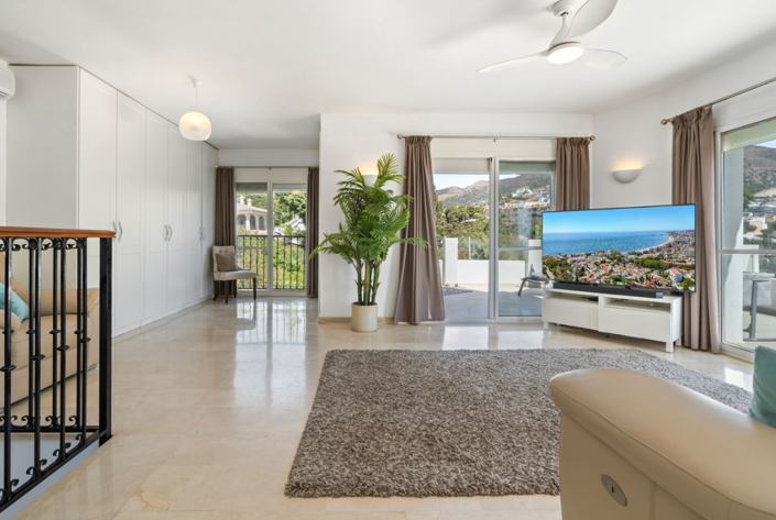 Image No.21-3 Bed Villa for sale