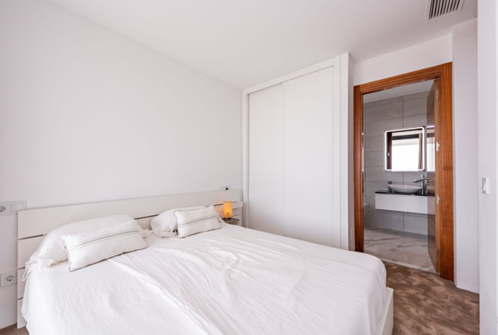 Image No.21-3 Bed Villa for sale