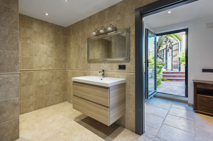 Image No.41-4 Bed Villa for sale