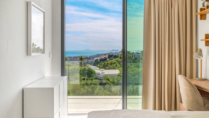 Image No.29-4 Bed Villa for sale