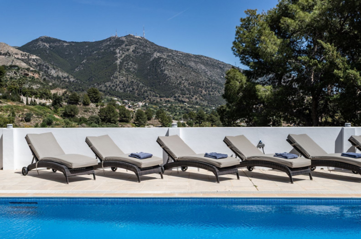 Image No.2-3 Bed Villa for sale