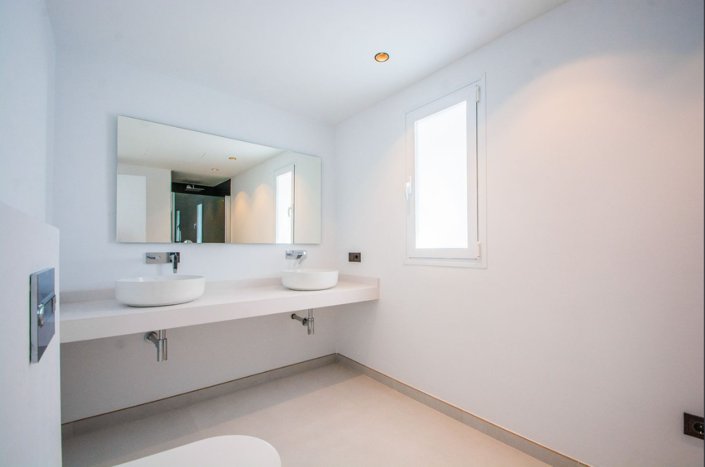 Image No.14-4 Bed Villa for sale