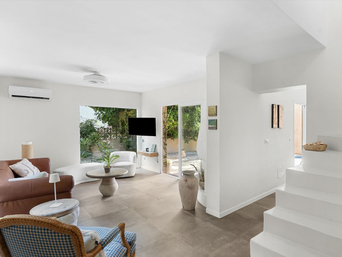 Image No.2-3 Bed Villa for sale