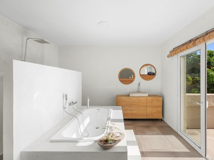 Image No.9-3 Bed Villa for sale