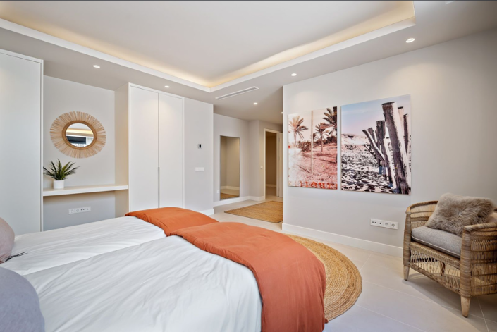 Image No.6-5 Bed Villa for sale