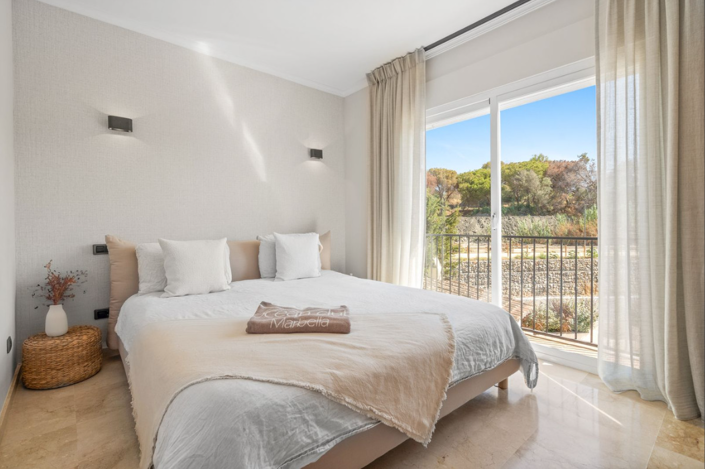 Image No.5-5 Bed Villa for sale