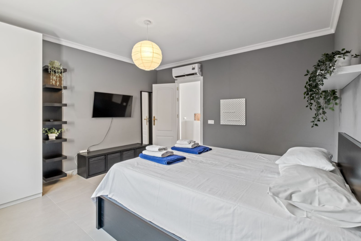 Image No.6-6 Bed Villa for sale