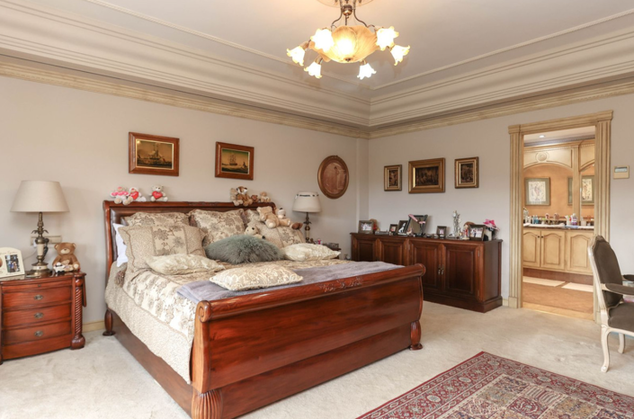 Image No.32-5 Bed Villa for sale