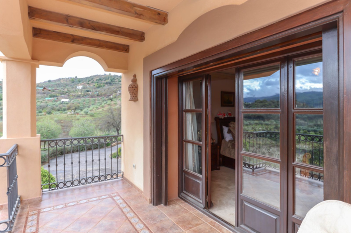 Image No.39-5 Bed Villa for sale