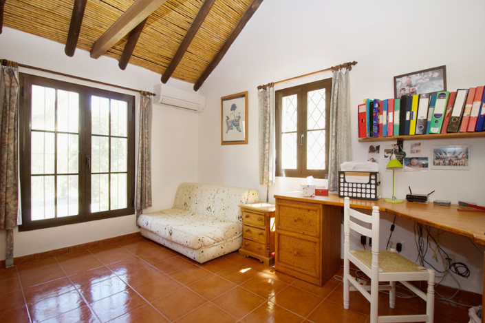 Image No.22-4 Bed Villa for sale