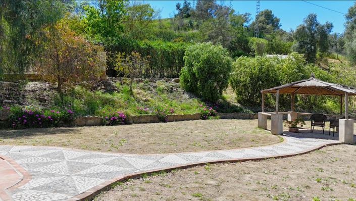 Image No.4-4 Bed Villa for sale