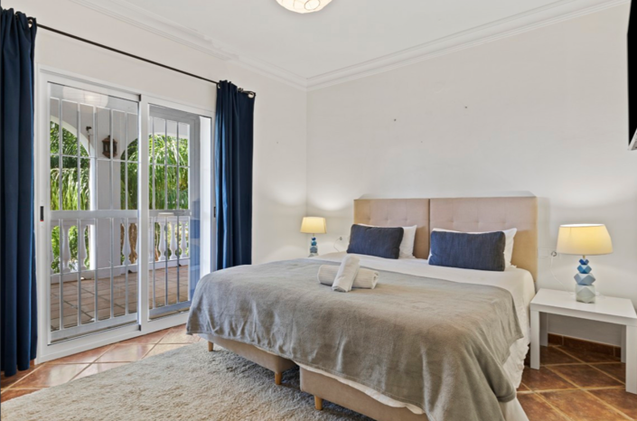 Image No.28-6 Bed Villa for sale