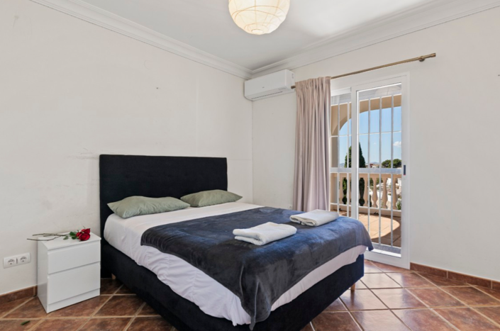 Image No.30-6 Bed Villa for sale