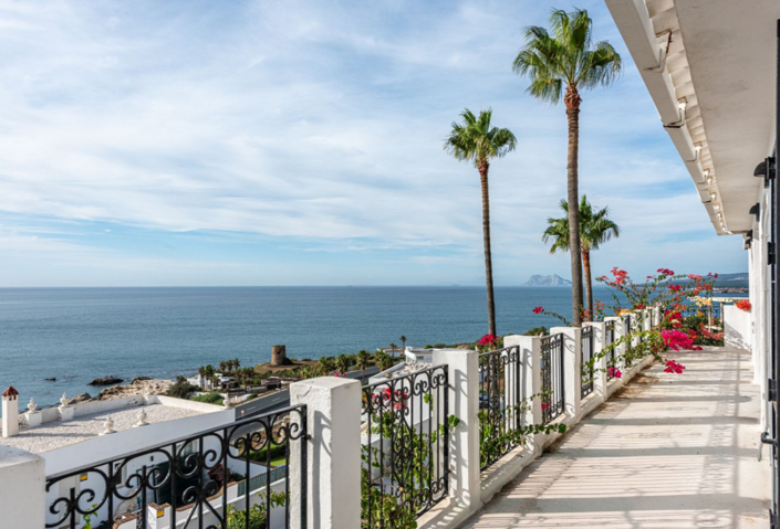 Image No.2-3 Bed Villa for sale