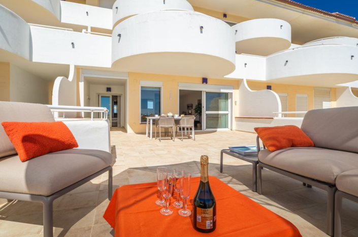 Image No.19-2 Bed Apartment for sale