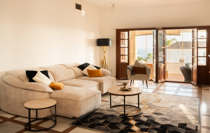 Image No.15-5 Bed Villa for sale