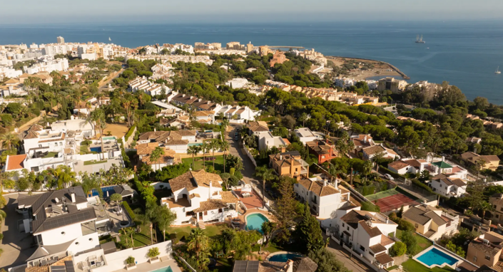 Image No.2-5 Bed Villa for sale