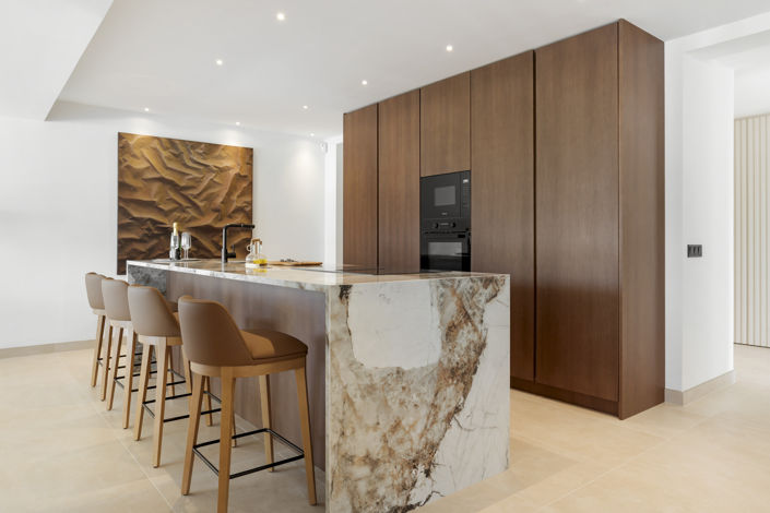 Image No.3-4 Bed Villa for sale