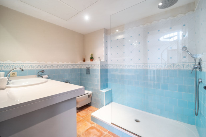 Image No.19-5 Bed Villa for sale