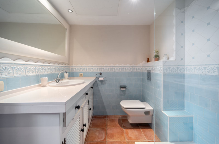 Image No.20-5 Bed Villa for sale