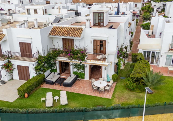 Image No.37-5 Bed Villa for sale