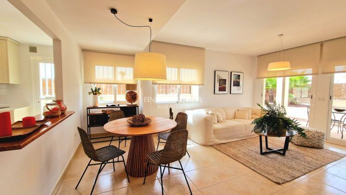 Image No.12-4 Bed Villa for sale