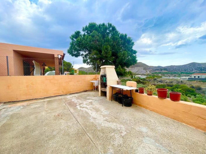 Image No.7-2 Bed Property for sale