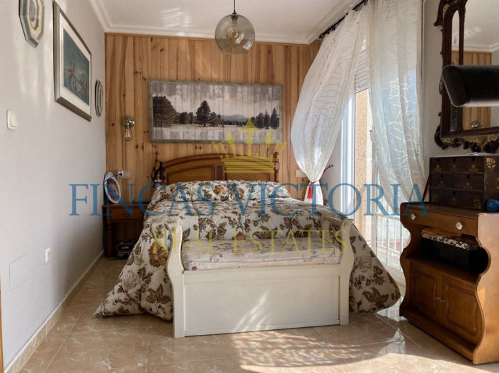 Image No.30-7 Bed Property for sale