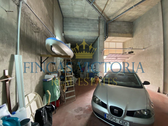 Image No.44-7 Bed Property for sale