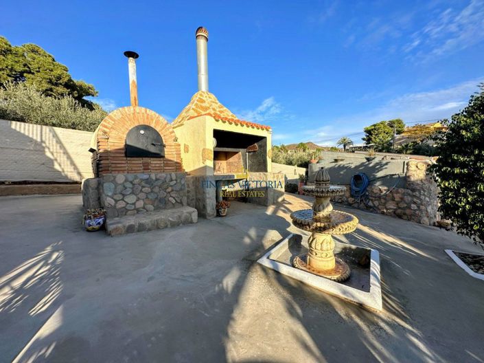 Image No.18-3 Bed Property for sale