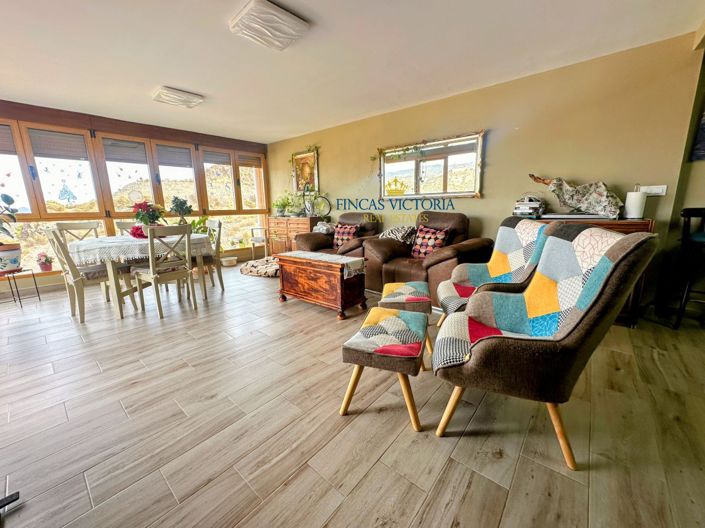 Image No.13-4 Bed Property for sale