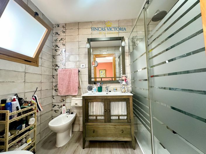 Image No.21-4 Bed Property for sale