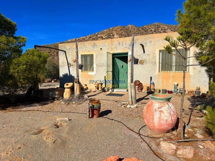 Image No.2-1 Bed Property for sale