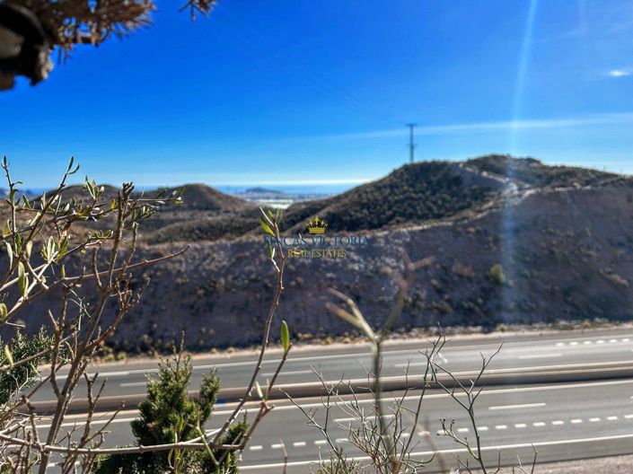 Image No.24-1 Bed Property for sale