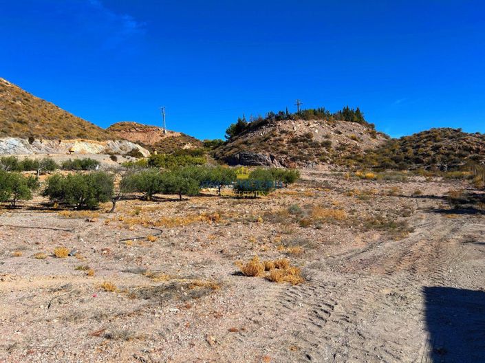 Image No.26-1 Bed Property for sale