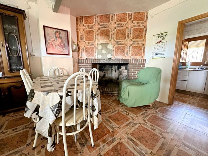 Image No.9-3 Bed Property for sale