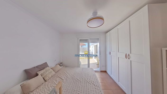 Image No.18-4 Bed Property for sale