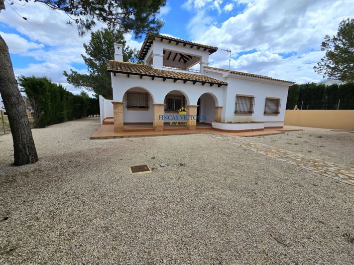 Image No.1-3 Bed Villa for sale