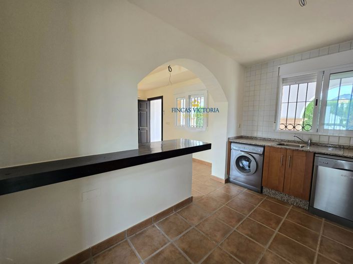 Image No.11-3 Bed Villa for sale