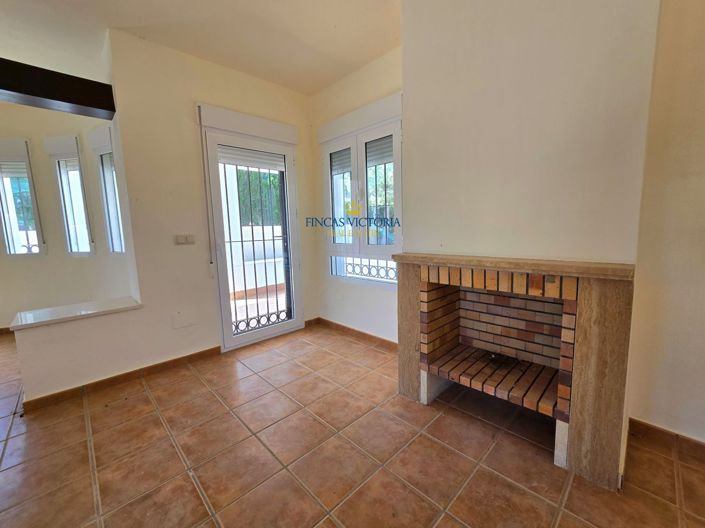 Image No.18-3 Bed Villa for sale