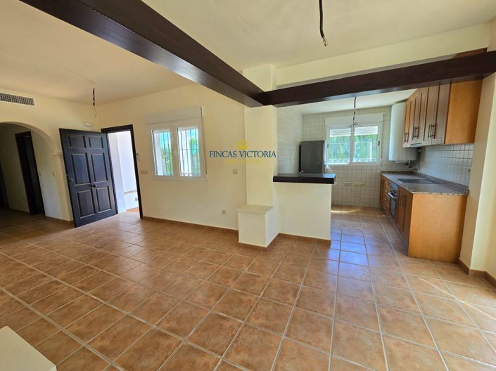 Image No.19-3 Bed Villa for sale