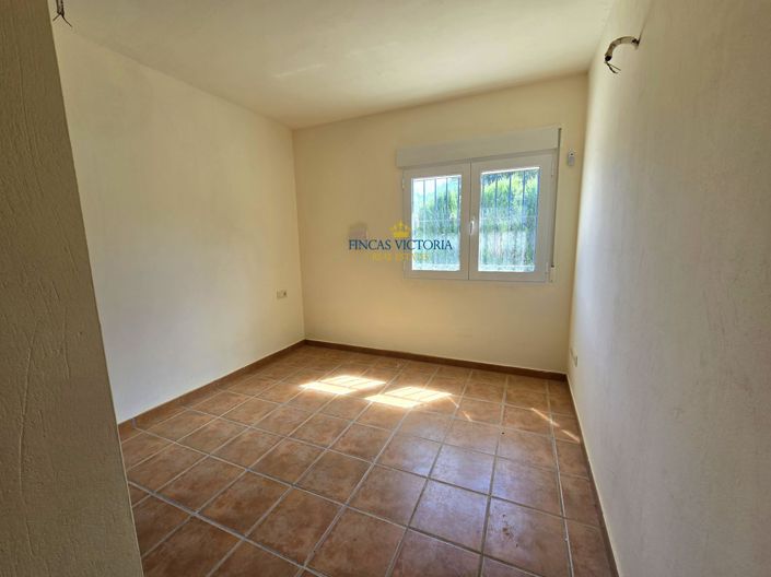 Image No.24-3 Bed Villa for sale