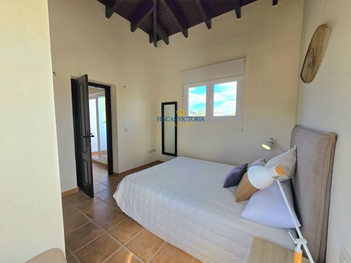 Image No.29-3 Bed Villa for sale