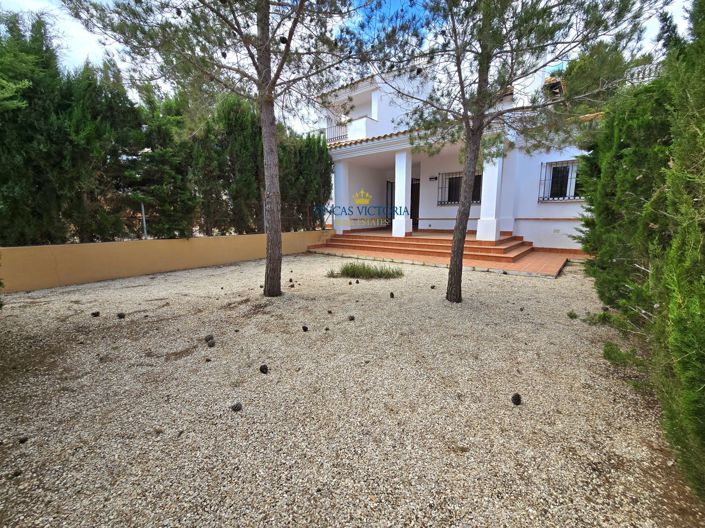 Image No.20-2 Bed Semi-Detached for sale