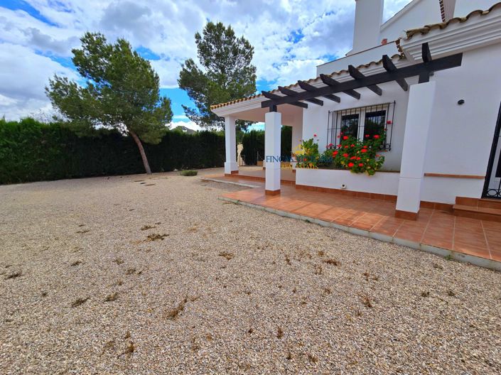 Image No.10-2 Bed Semi-Detached for sale